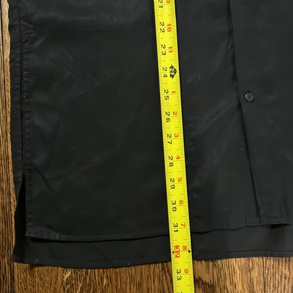 Ch. BLACK TENCEL BUTTON UP LONG SLEEVE - Picture 4 of 8